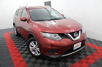 Used 2015 Nissan Rogue SV image 1
