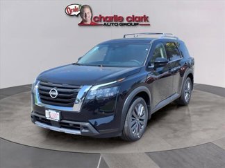 New 2025 Nissan Pathfinder SL w/ SL Premium Package image 1