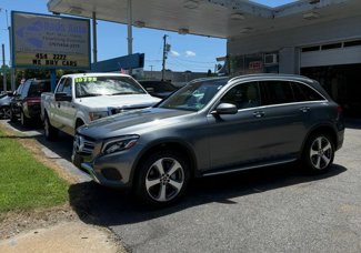 Used 2019 Mercedes-Benz GLC 300 4MATIC image 1