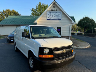 Used 2017 Chevrolet Express 2500 image 1