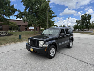 Used 2012 Jeep Liberty Sport image 1