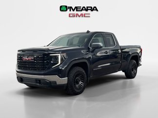 Used 2023 GMC Sierra 1500 SLE image 1