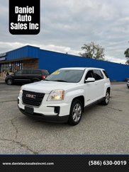 Used 2017 GMC Terrain SLE image 1