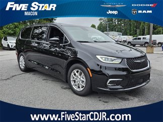 New 2026 Chrysler Pacifica Select image 1