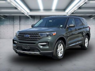 Used 2022 Ford Explorer XLT w/ Equipment Group 202A image 1