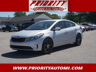 Used 2017 Kia Forte LX w/ LX Popular Package image 1