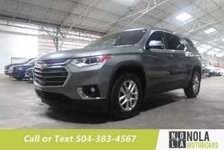 Used 2020 Chevrolet Traverse LT image 1