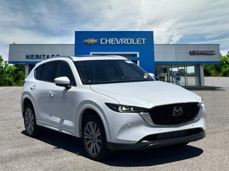 Used 2023 MAZDA CX-5 Signature image 1