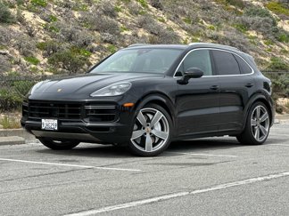 Certified 2023 Porsche Cayenne Turbo image 1