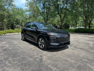 New 2025 Audi Q6 e-tron Prestige image 1