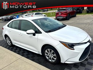 Used 2022 Toyota Corolla LE image 1