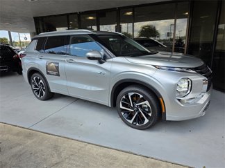 New 2025 Mitsubishi Outlander SEL image 1