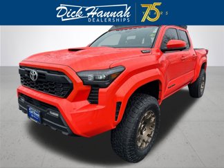 Used 2024 Toyota Tacoma TRD Sport image 1