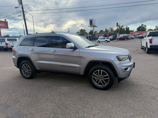 Used 2020 Jeep Grand Cherokee Limited w/ Luxury Group II image 1