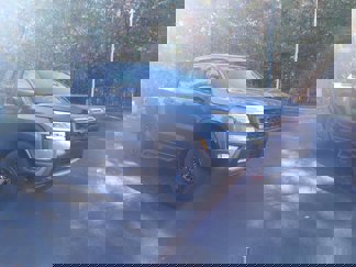 New 2025 Nissan Frontier PRO-4X w/ Pro Convenience Package image 1