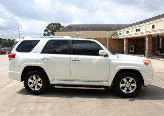 Used 2011 Toyota 4Runner SR5 image 1