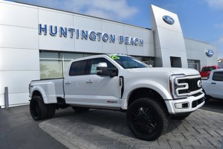 Used 2025 Ford F450 Platinum w/ Platinum Plus Package image 1