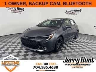 Used 2025 Toyota Corolla XSE image 1
