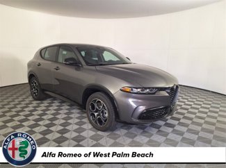 New 2025 Alfa Romeo Tonale w/ Premium Package image 1