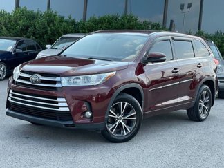 Used 2017 Toyota Highlander Plus image 1