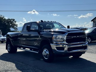 Used 2022 RAM 3500 Tradesman image 1