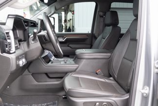 Used 2024 GMC Sierra 3500 Denali w/ Technology Package image 1