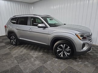 Used 2024 Volkswagen Atlas SE image 1