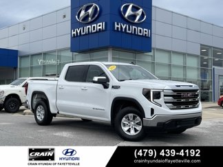 Used 2024 GMC Sierra 1500 SLE image 1