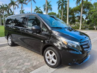 Used 2017 Mercedes-Benz Metris Passenger image 1