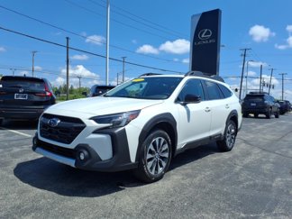 Used 2023 Subaru Outback Limited image 1