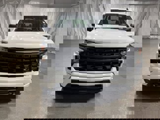 New 2025 Chevrolet Silverado 1500 Custom w/ LPO, Dark Essentials Package video 2
