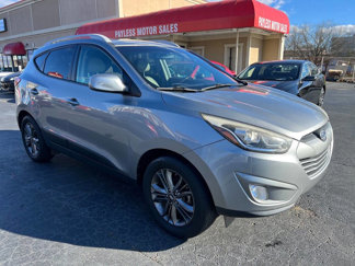 Used 2015 Hyundai Tucson SE image 1