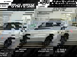 Used 2023 Dodge Durango GT image 1
