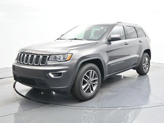 Used 2019 Jeep Grand Cherokee Laredo w/ Laredo X Package image 1