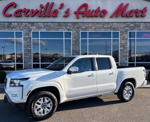 Used 2022 Nissan Frontier SV image 1