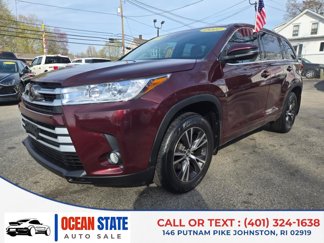 Used 2018 Toyota Highlander LE image 1