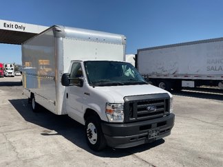 Used 2021 Ford E-350 and Econoline 350 Super Duty image 1