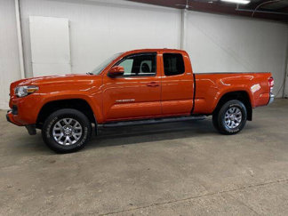 Used 2017 Toyota Tacoma SR5 image 1