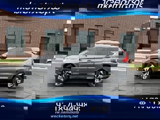 Used 2015 Honda CR-V Touring image 1