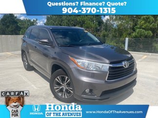 Used 2016 Toyota Highlander XLE video 1