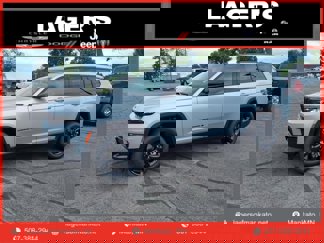 New 2025 Jeep Grand Cherokee L Limited image 1