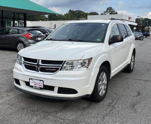 Used 2017 Dodge Journey SE w/ Flexible Seating Group image 1