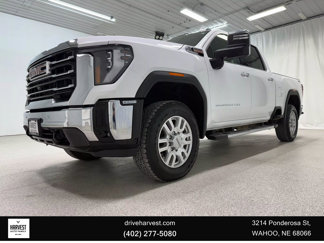 Used 2024 GMC Sierra 2500 SLT w/ SLT Convenience Package image 1