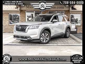Used 2023 Nissan Pathfinder SL image 1