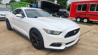Used 2017 Ford Mustang Premium image 1