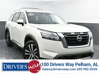 Used 2024 Nissan Pathfinder Platinum w/ Cargo Package image 1