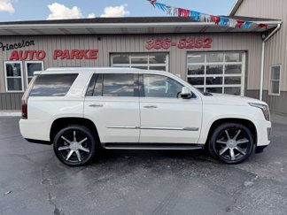 Used 2015 Cadillac Escalade Luxury image 1