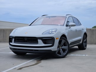 Certified 2025 Porsche Macan S image 1