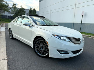 Used 2013 Lincoln MKZ Hybrid image 1