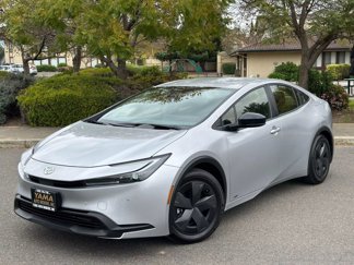 Used 2024 Toyota Prius LE image 1